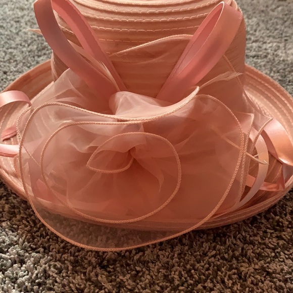 hat - Picture 2 of 5